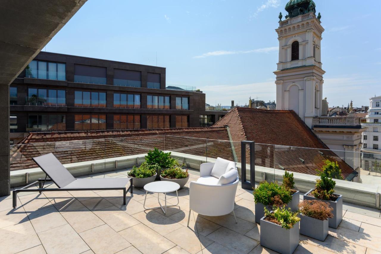 Emerald Hotel By Continental Group Budapeste Exterior foto
